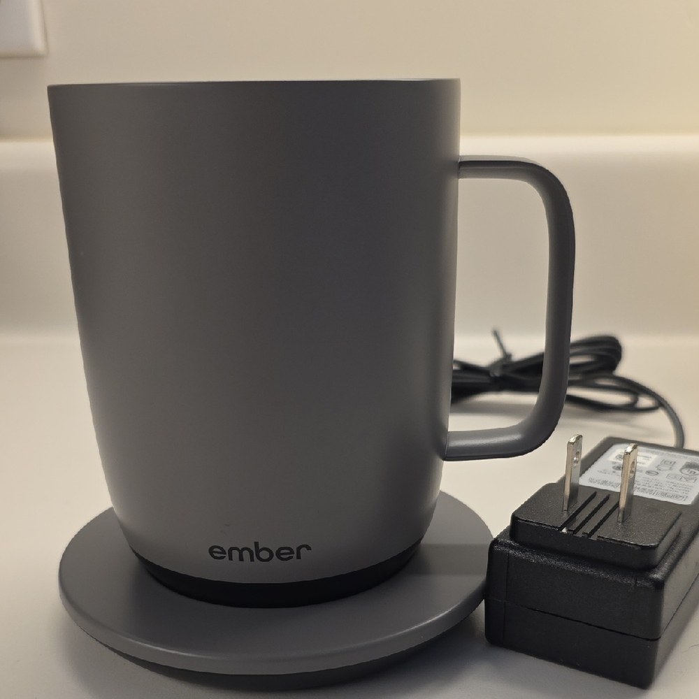 Ember Gray Temperature Control Mug with Charger. 14oz